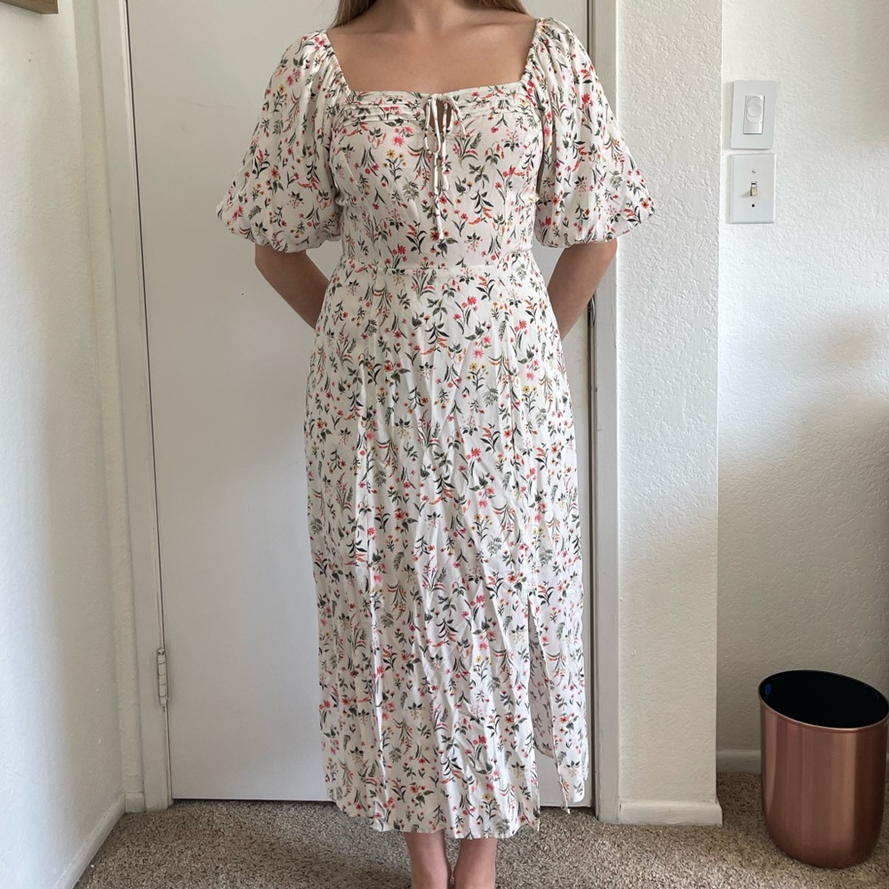 Old Navy midi dress with short sleeves and pockets